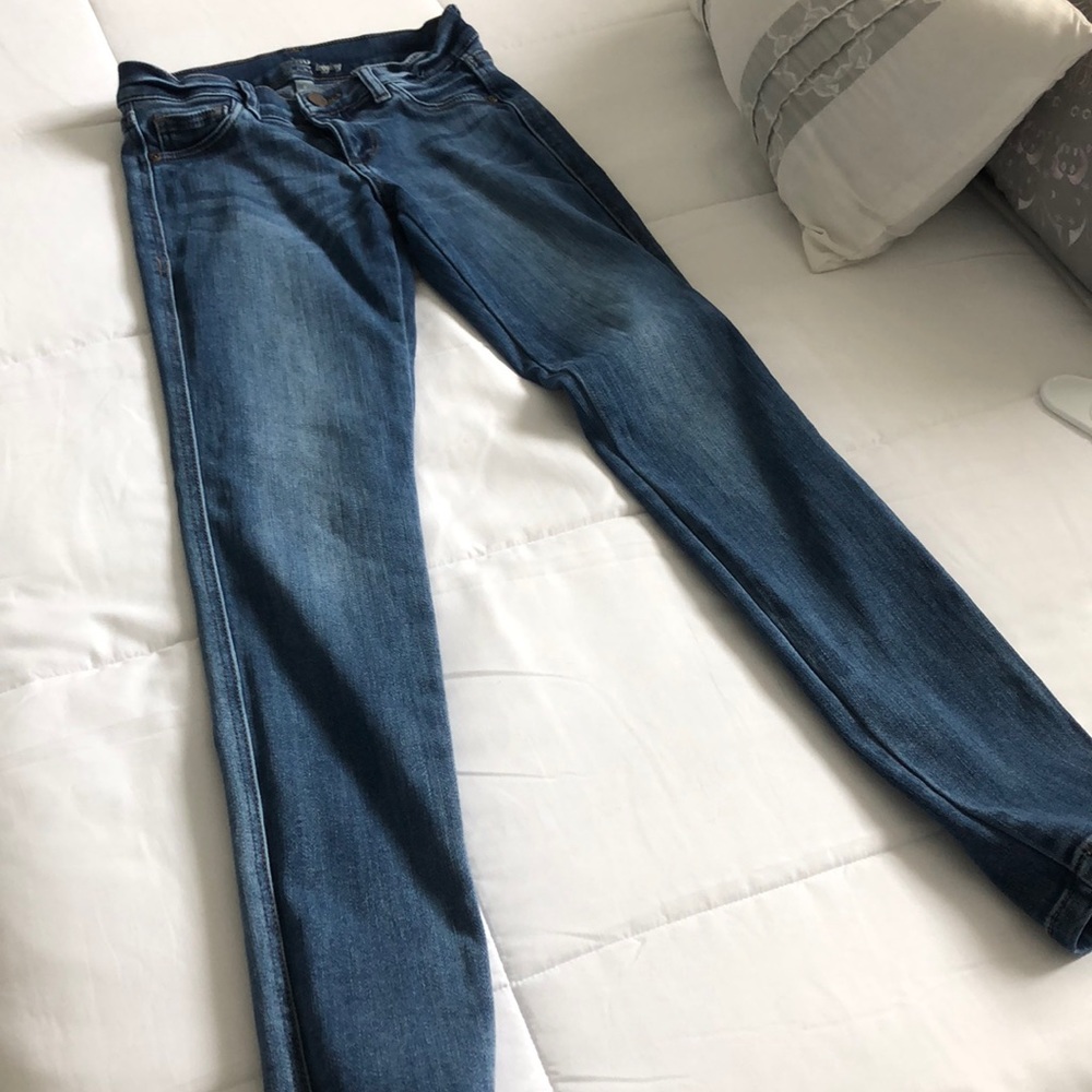 Light wash jeans/ leggings